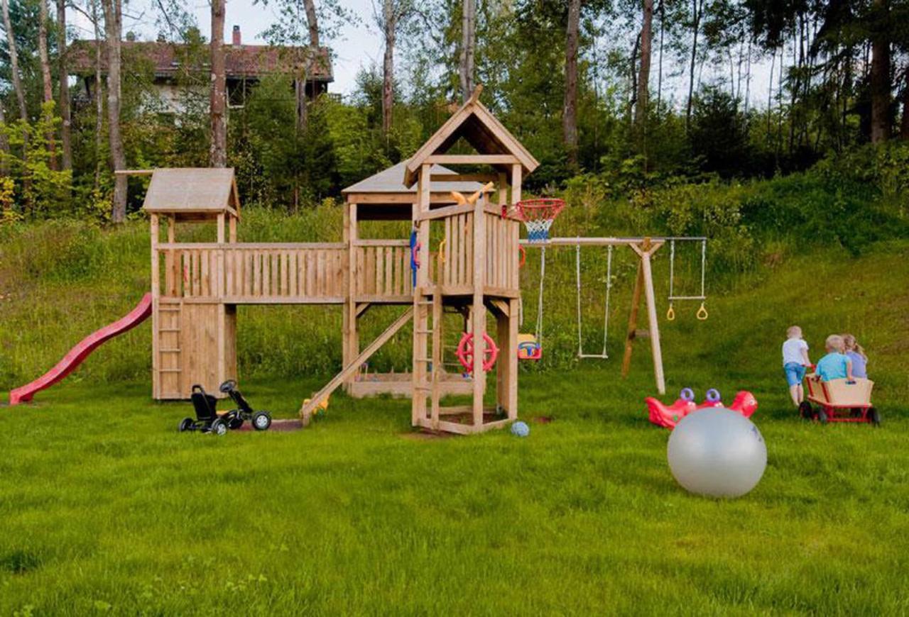 Ferienwohnungen Haus "Wildschuetz" Frauenau Buitenkant foto